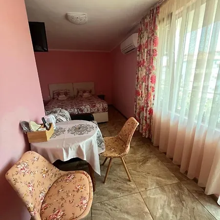 Guest house Daniel *